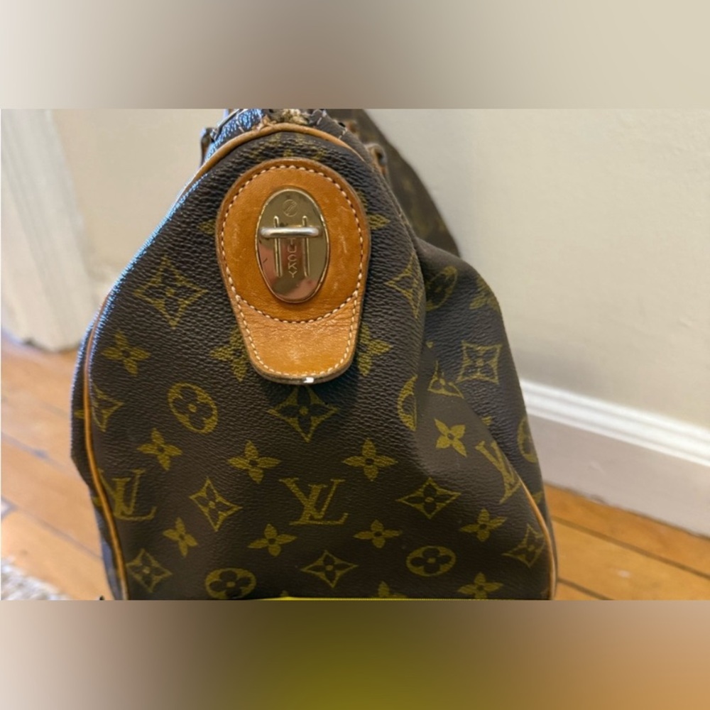 Louis Vuitton French luggage company speedy - Picture 6 of 6